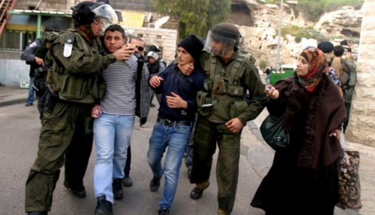 İşgal Güçleri Nablus'ta Bir Okula Saldırdı
