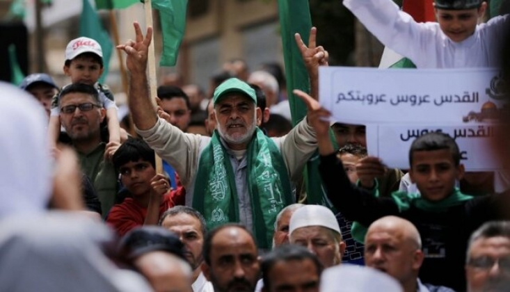 Hamas Destekçilerinden Mescid-i Aksa'ya Destek İçin Büyük Yürüyüş