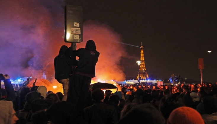 Paris Sokakları Yine Karıştı; 28 Kişi Gözaltına Alındı