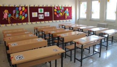 Okullar 1 Nisan'da Tatil Edildi