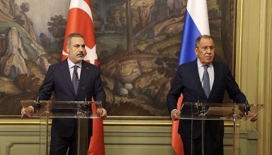  Fidan Lavrov ile Görüştü
