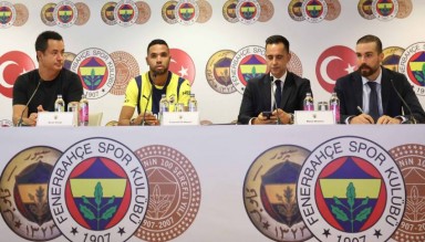 Fenerbahçe' Youssef En-Nesyri İmzayı Attı
