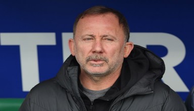Sergen Yalçın, Fenerbahçe'den Ayrılacak 3 Futbolcunun Adını Verdi