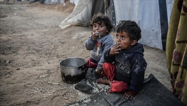 UNICEF: Gazze'de Abluka Devam Ederse Çocuklar Susuzluktan Ölecek