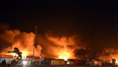 Siyonist Rejim'in Lazkiye Limanı'na Saldırısından Fotoğraflar