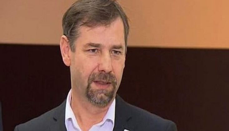 Radek Kotin: Batı; Suriye, Libya ve Irak'ı Yağmalıyor 