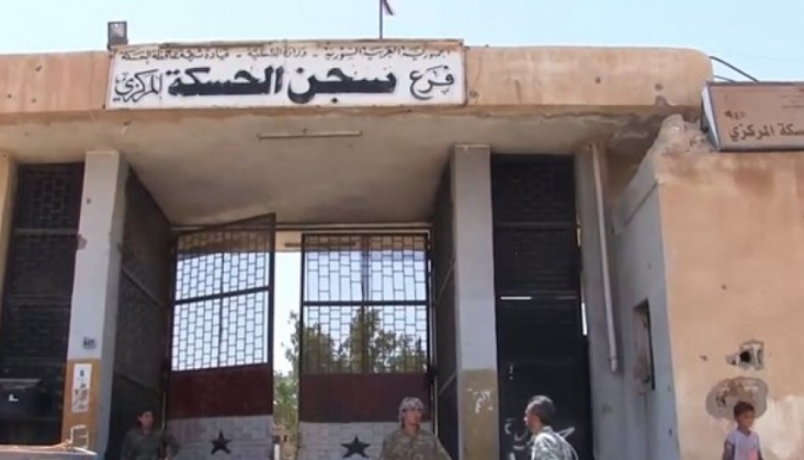 IŞİD Hapishaneye Saldırdı, Militanlarını Kaçırdı