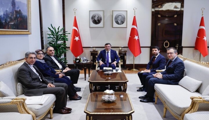  İran Büyükelçisi, Cumhurbaşkanı Yardımcısı İle Görüştü