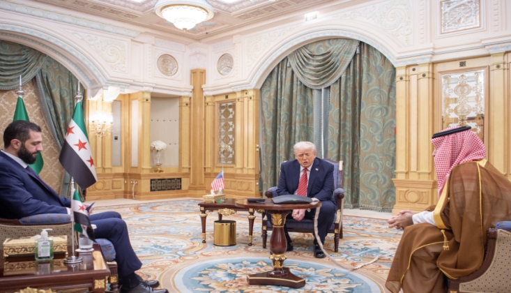 Trump Suud’dan Aldığı Parayı Suriye’ye Verip İsrail’i Mi Koruyacak?