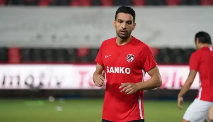 Muhammet Demir'den Sürpriz İmza!
