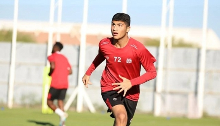 Sivassporlu Yunus Emre Konak Brentford'a Transfer Oldu