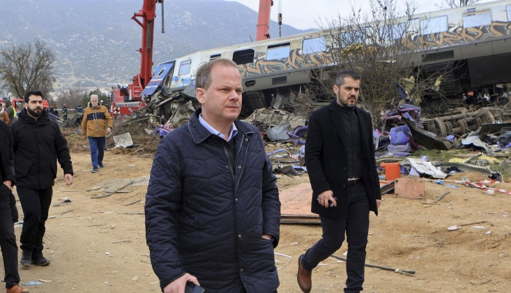  Yunanistan'da Ulaştırma Bakanı İstifa Etti