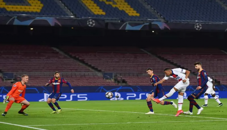 Mbappe, Barcelona'yı Darmadağın Etti!