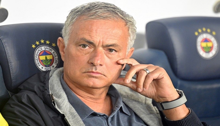 Jose Mourinho Premier Lig'e Mi Gidiyor?