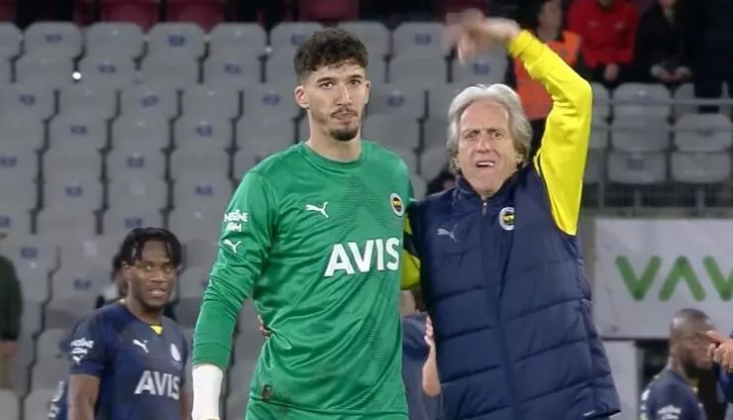 Jorge Jesus, Altay Bayındır'ın Sakatlığı Hakkında Konuştu