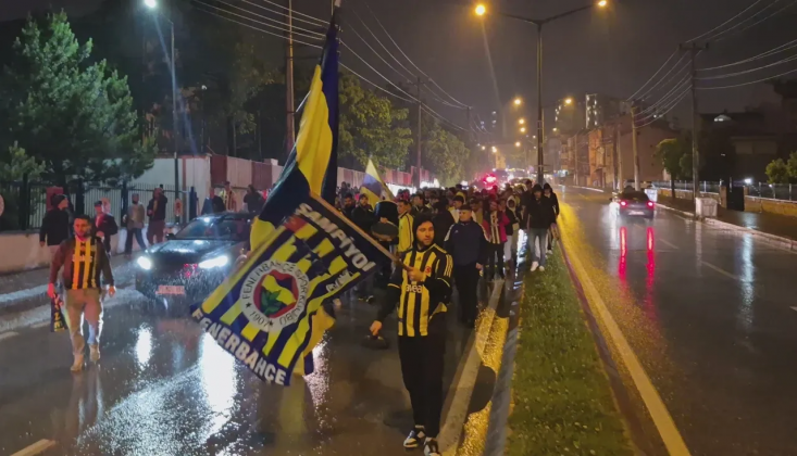 Fenerbahçe Taraftarları Basketbol THY Avrupa Ligi Şampiyonluğunu Kutladı