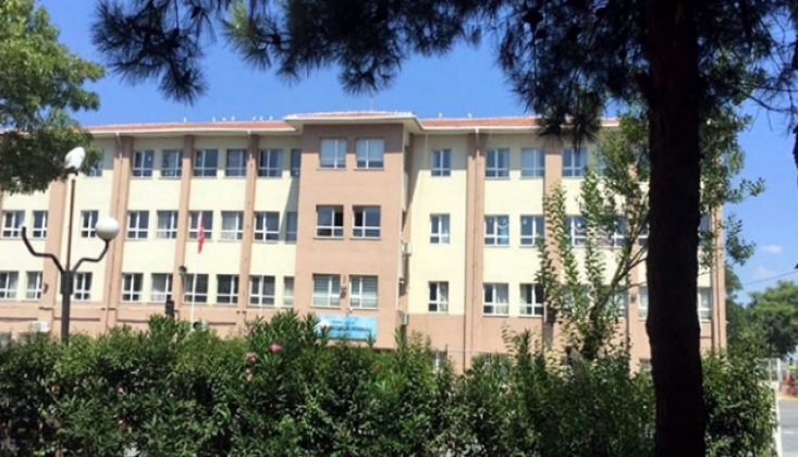 Avcılar'da İki Okulda Eğitime Ara