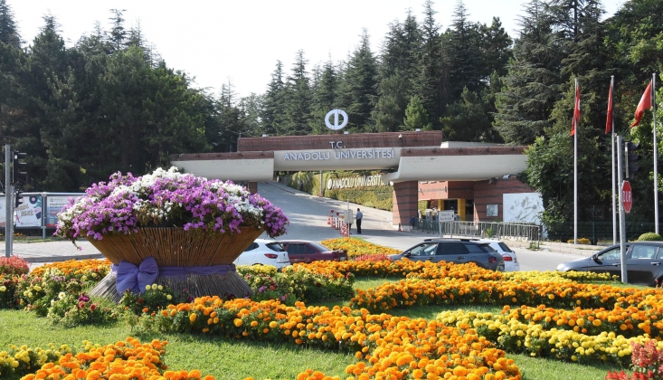 Anadolu Üniversitesi’nde Çevrimiçi Sınavlarda Sorun Yaşayanlara Ek Sınav Hakkı 