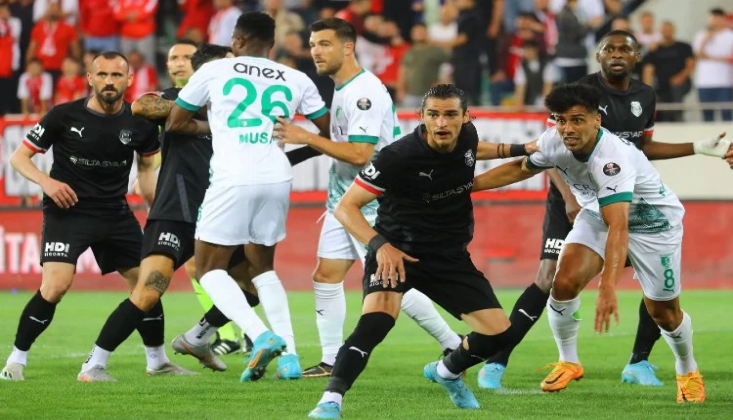 Süper Lig'e Son Bileti Pendik Aldı