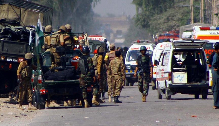 Pakistan'da Bombalı Saldırı: 1 Ölü, 12 Yaralı