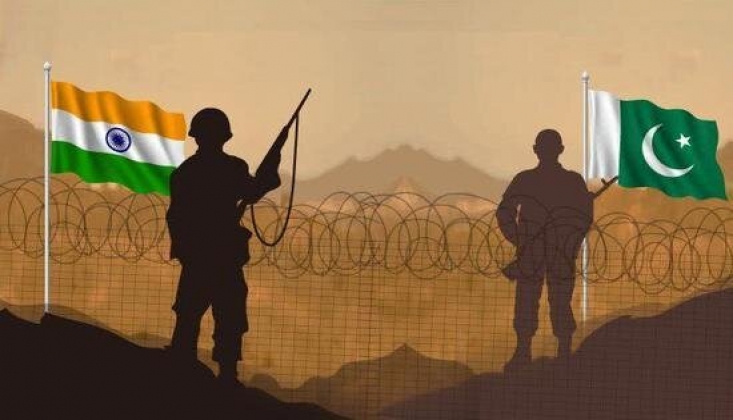 Hindistan Ve Pakistan Hava Sahalarını Kapattı
