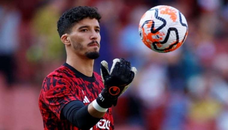"Galatasaray'da Oynar Mısın?" Sorusuna Altay Bayındır'dan Sürpriz Yanıt