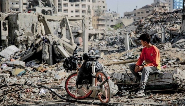 Siyonist Rejimin Katliamında 194.Gün; Gazze'nin Orta Kesiminden Çekilirken Sivilleri Hedef Aldı