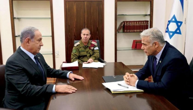 Lapid, Netanyahu'ya İstifa Çağrısı Yaptı