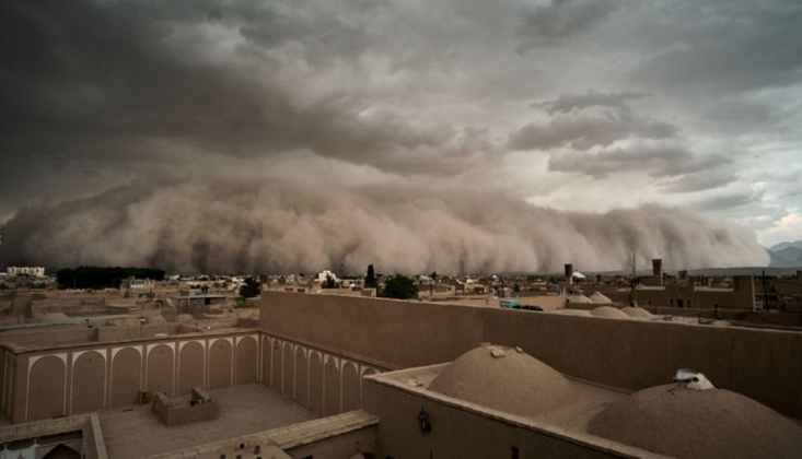 Irak’ta Kum Fırtınası Nedeniyle Resmi Tatil İlan Edildi