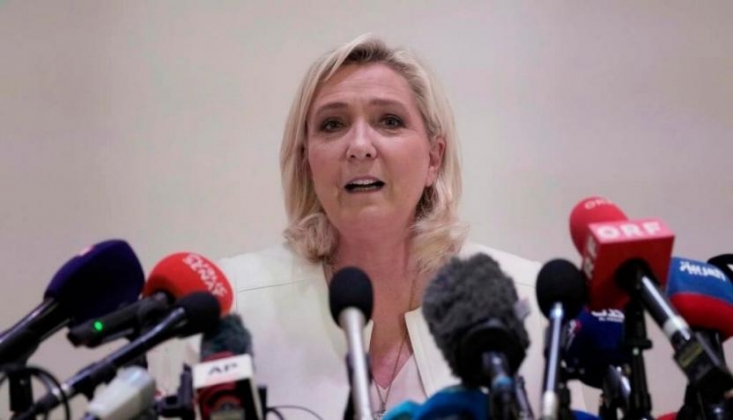 Le Pen: Fransa, Afrika'dan Aşağılayıcı Bir Şekilde Kovuldu