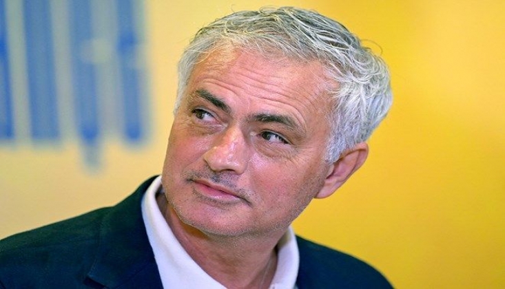 Fenerbahçe Jose Mourinho'yu Gönderecek Mi Tutacak Mı?