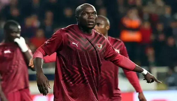 Vincent Aboubakar için Bomba İddia! Süper Lig'den 1. Lig'e Gidiyor