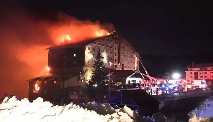 Kartalkaya'da Otel Yangını Faciası: 10 Kişi Hayatını Kaybetti, 32 Yaralı