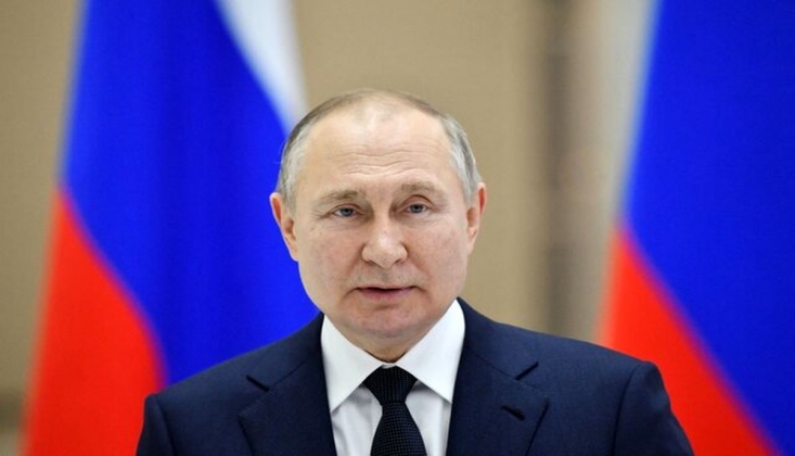 Rusya'daki Seçimleri Putin Kazandı