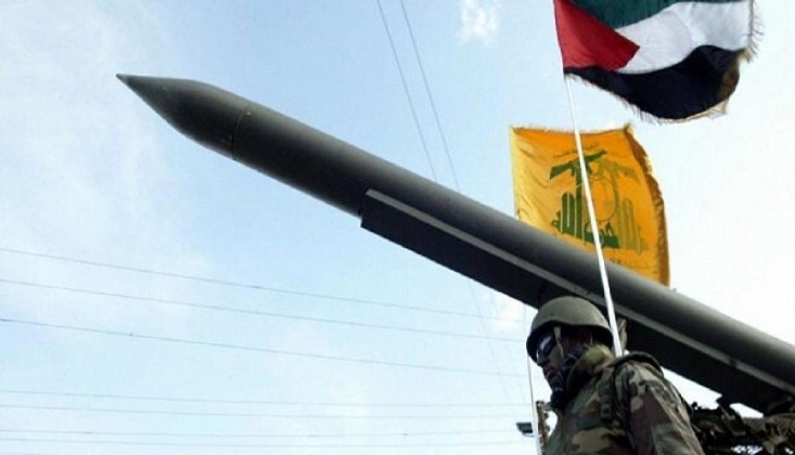 Hizbullah, Siyonist İsrail'e Ait Savaş Uçağını Füzeyle Hedef Aldı