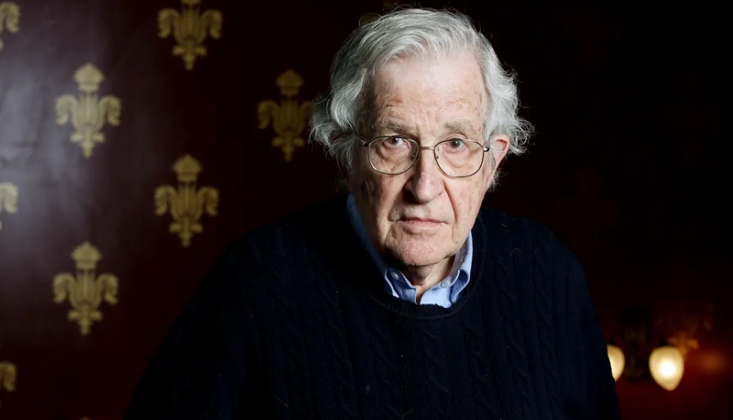  Chomsky: Amerika, İran İslam Cumhuriyeti Sistemini Zayıflatmaya Çalışıyor