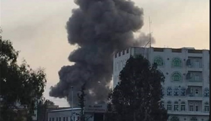 Suudi Koalisyonu Sanaa'yı Bombaladı