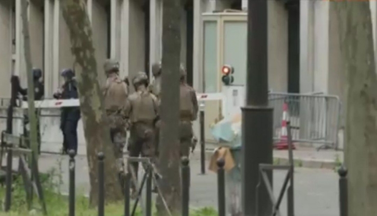 Paris'teki İran Büyükelçiliği'nde Canlı Bomba Alarmı