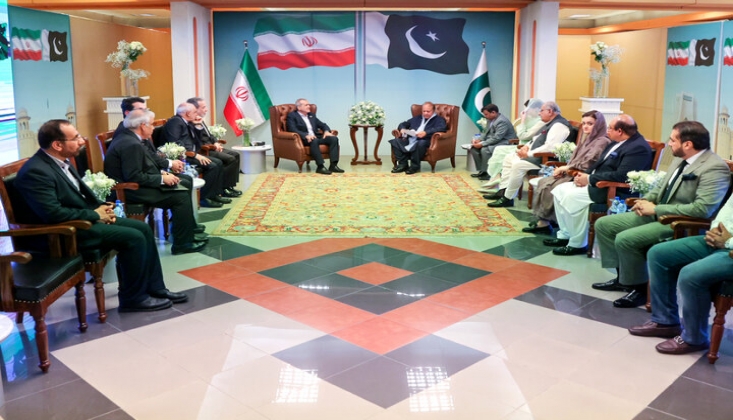 İran Ve Pakistan Arasında 12 İşbirliği Anlaşması İmzalandı