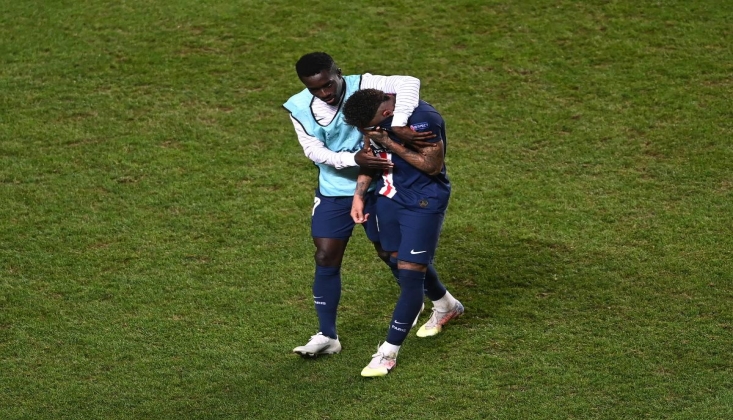 Neymar'ın Gözyaşları Geceye Damga Vurdu!
