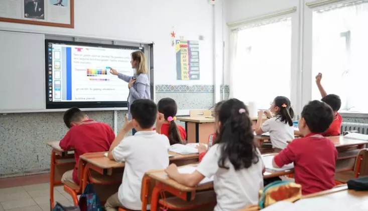 Öğretmenlerin Yer Değiştirme Takvimi Açıklandı