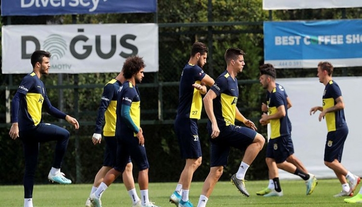 Fenerbahçe’de Kadro Açıklandı! 