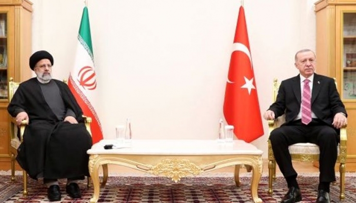 Cumhurbaşkanı Erdoğan'dan İran Cumhurbaşkanı Reisi ile Kritik Görüşme
