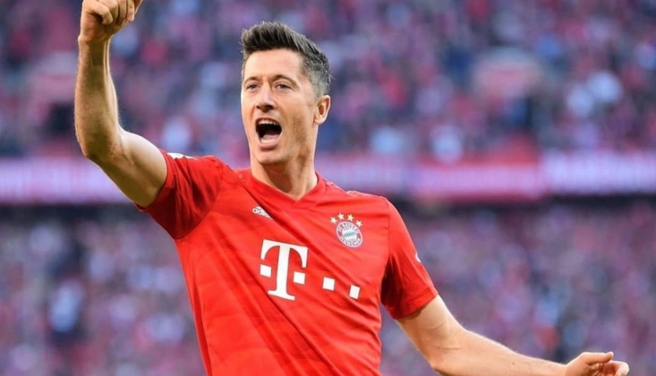 Lewandowski Raul'u Geçti! 
