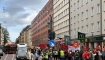 İsveç'te Polis Gözetiminde Erdoğan Karşıtı Yürüyüş