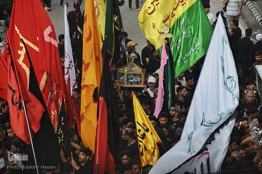 Keşmir'de İmam Hüseyin (a.s) İçin Matem Töreni