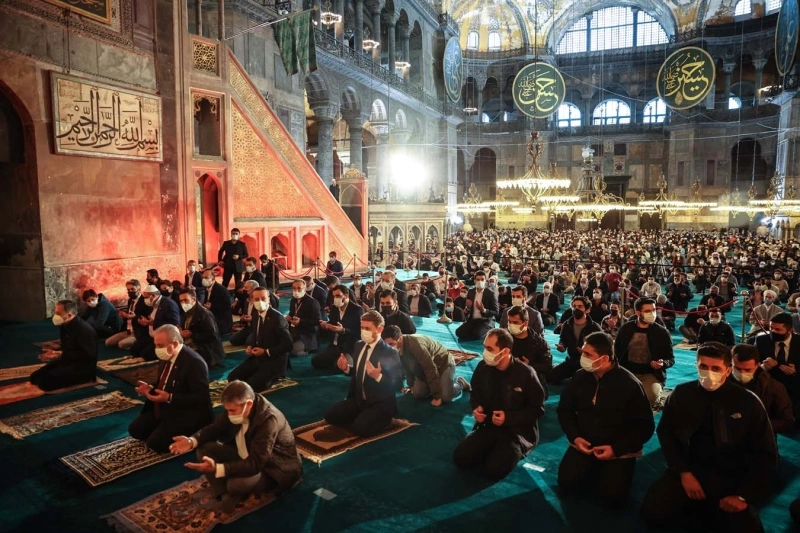 Ayasofya Camii'nde Bayram Namazı Kılındı