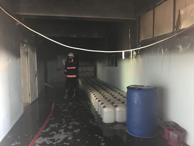 Mersin'deki Lisenin Kimya Laboratuvarında Patlama