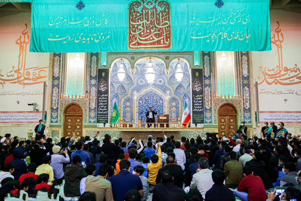 Hz.Ali'nin (a.s) Mübarek Doğum Günü İran'da Coşkuyla Kutlandı