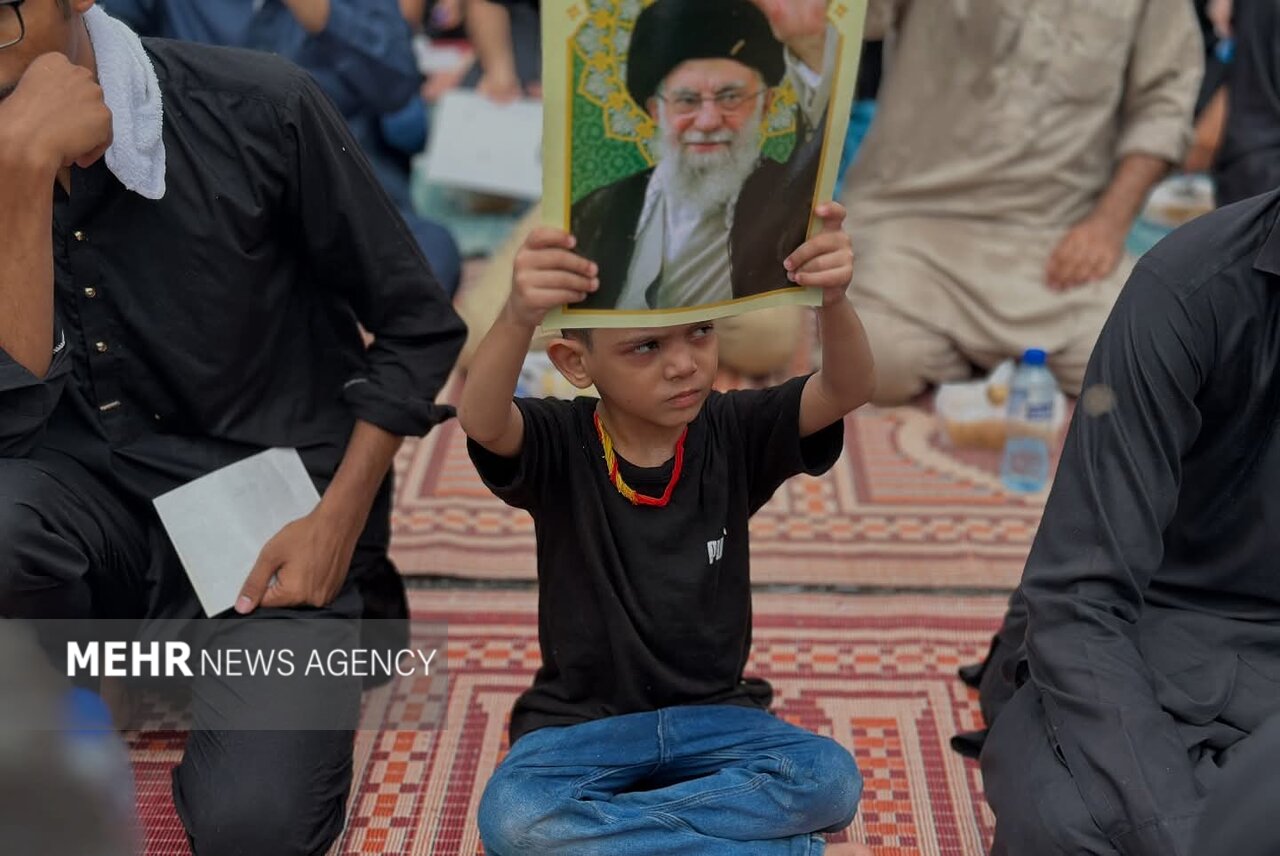 Pakistanlı Matemcilerden İmam Hamanei’ye Destek
